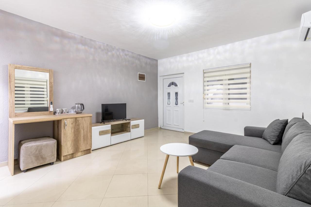 Apart-Hotel Prestige Ulcinj Extérieur photo