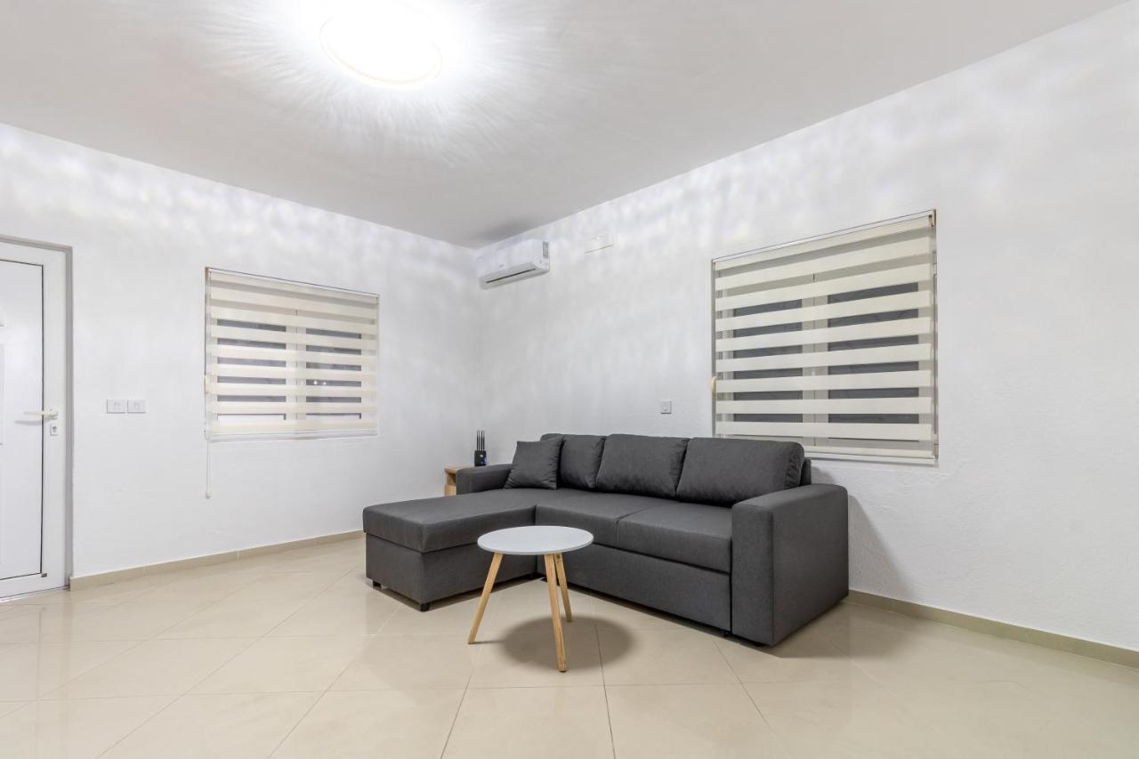 Apart-Hotel Prestige Ulcinj Extérieur photo