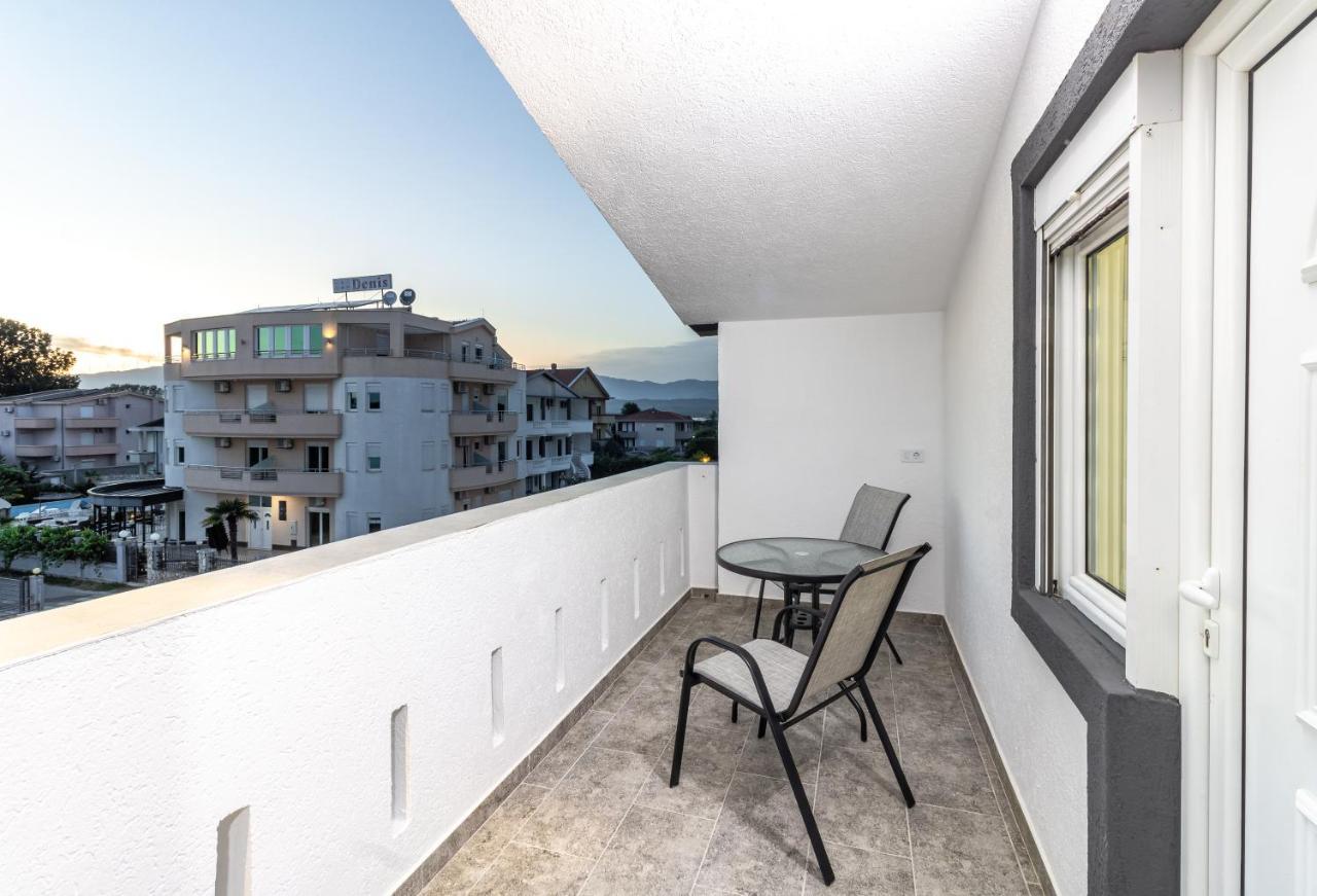 Apart-Hotel Prestige Ulcinj Extérieur photo