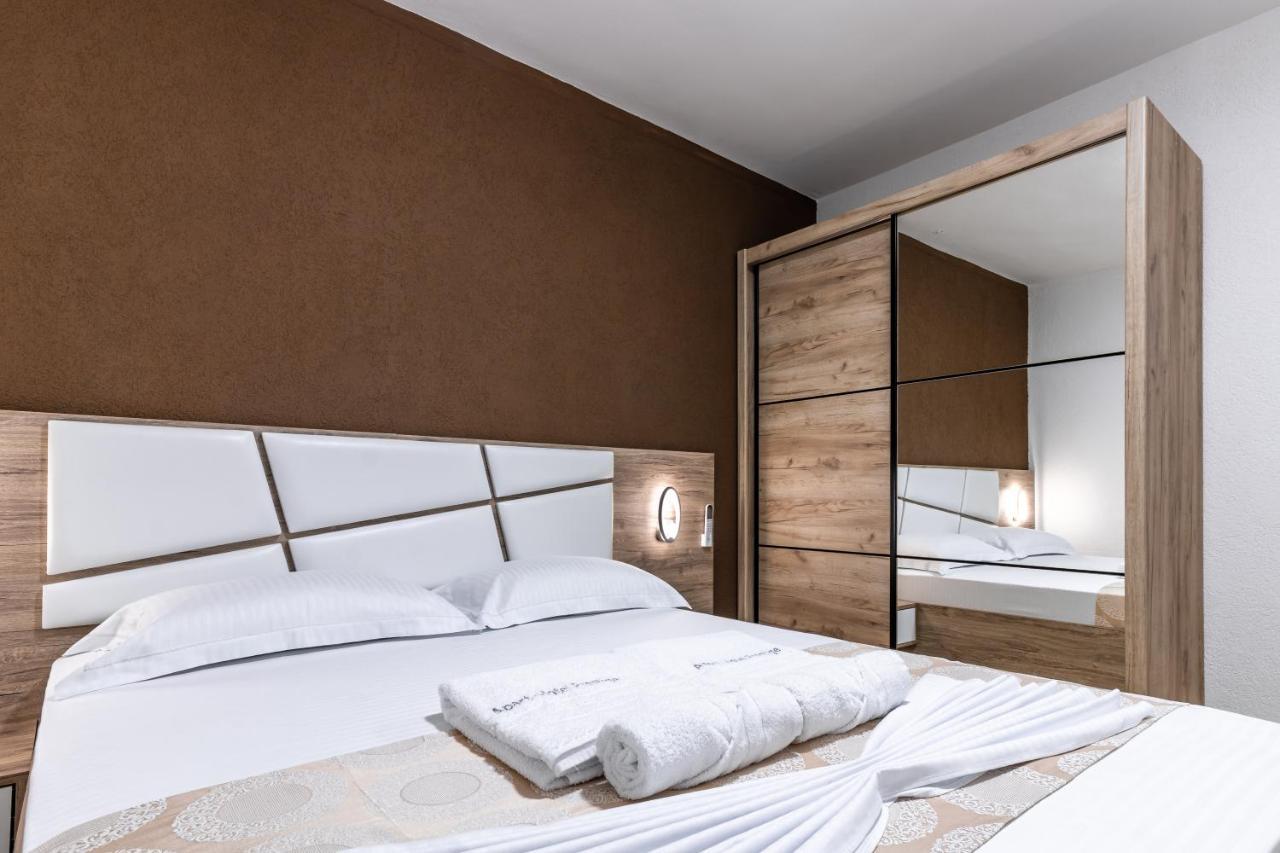Apart-Hotel Prestige Ulcinj Extérieur photo